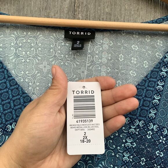 TORRID Dress 2XL Blue Mini Challis Elastic Waist V-Neck Pockets Boho - Picture 12 of 13